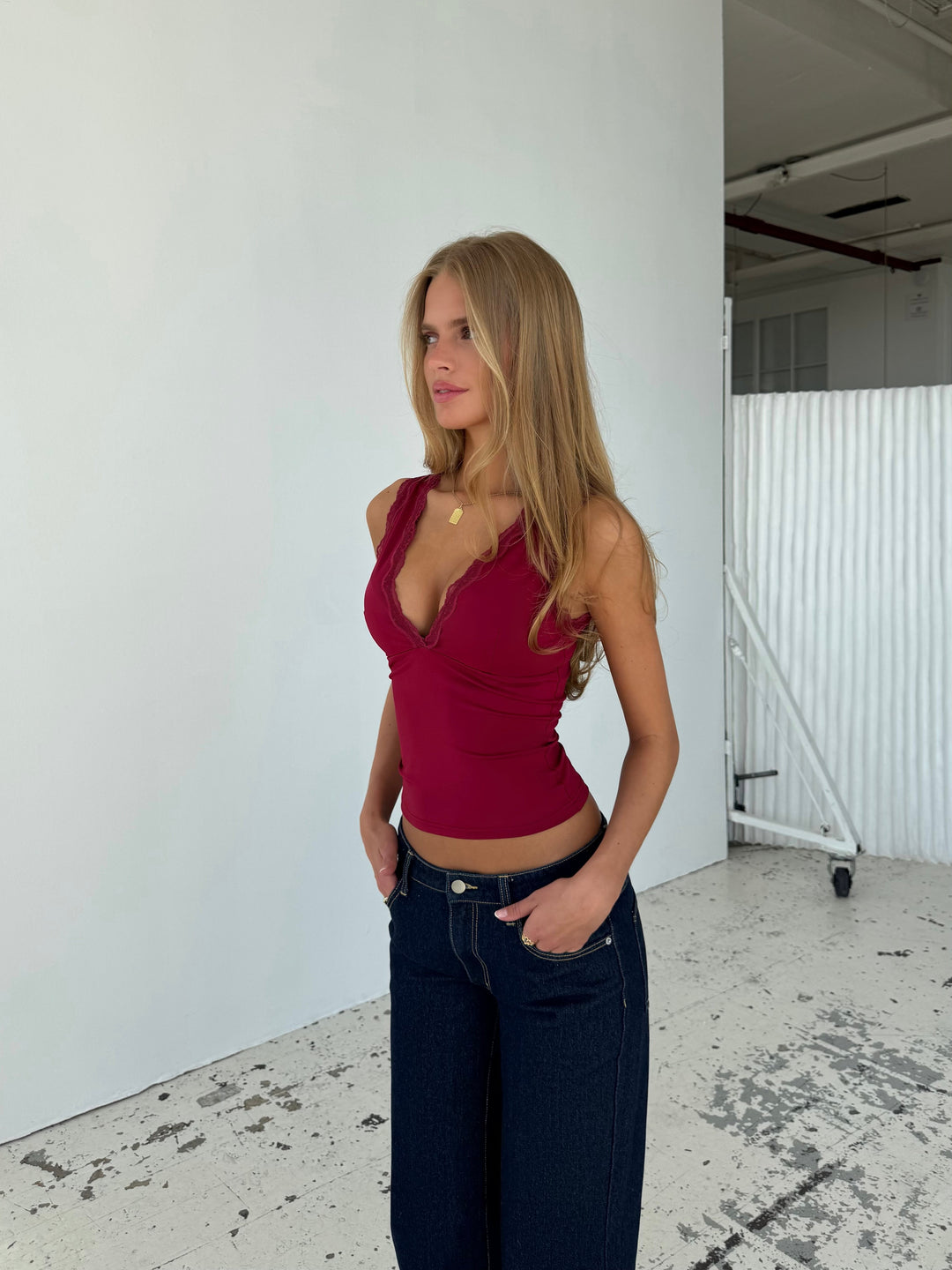 Basic lace top - dark red