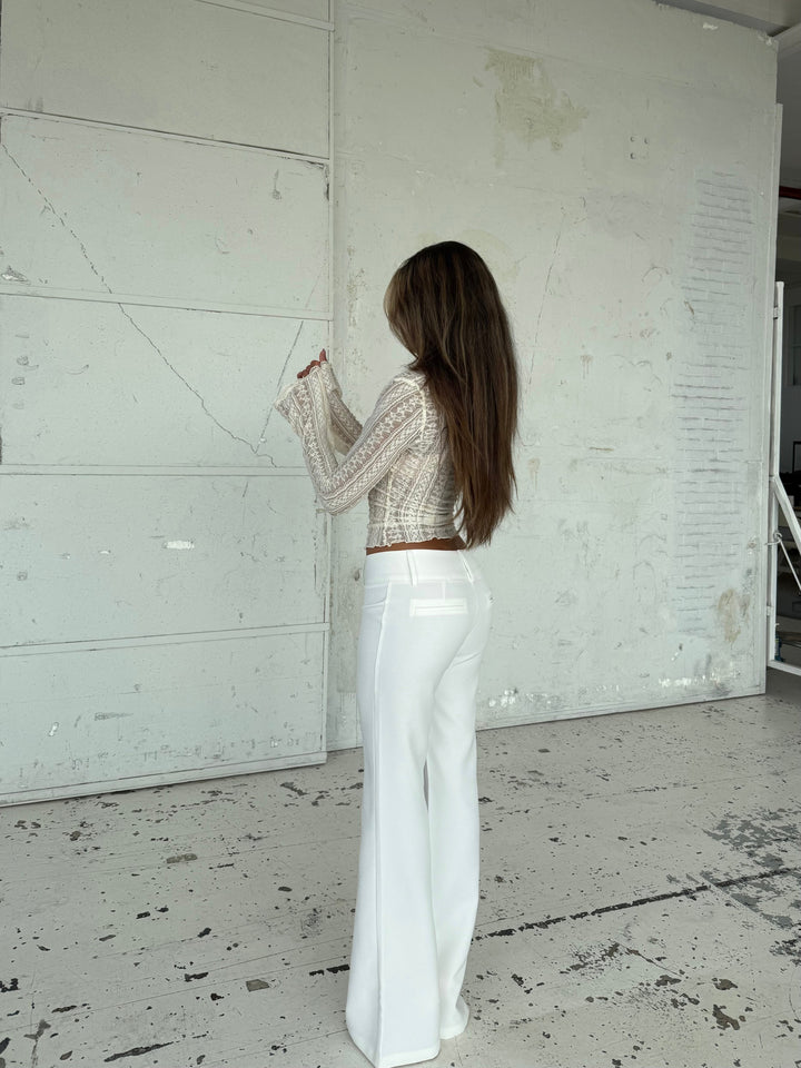 Livia Low Waist Pants - White