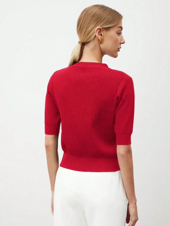 V Neck Knit Top Short Sleeve Office Ready Casual Chic