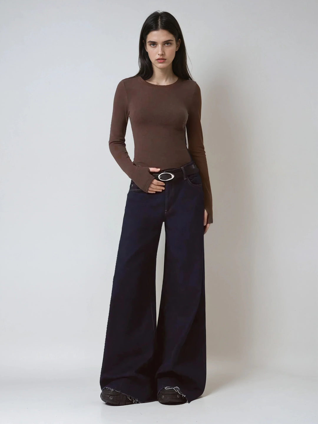 Solid Color Long Sleeve Tee Fitted Casual Round Neck