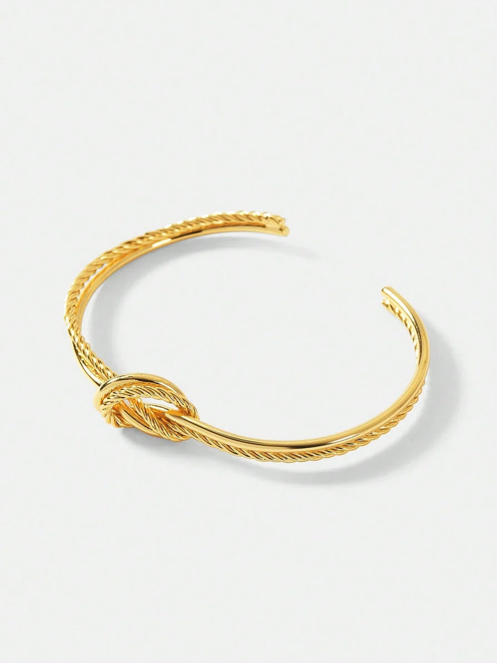 18K Gold Plated Minimalist Bracelet For Everyday Elegance