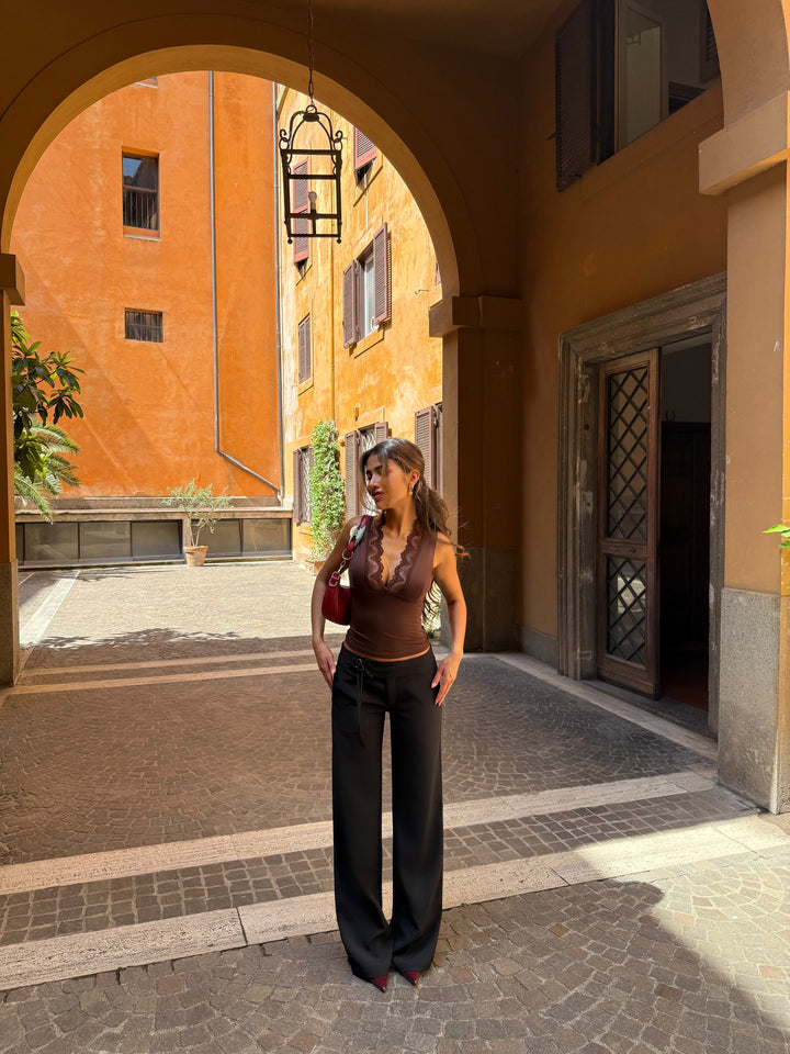 Buckle low waist trousers - black