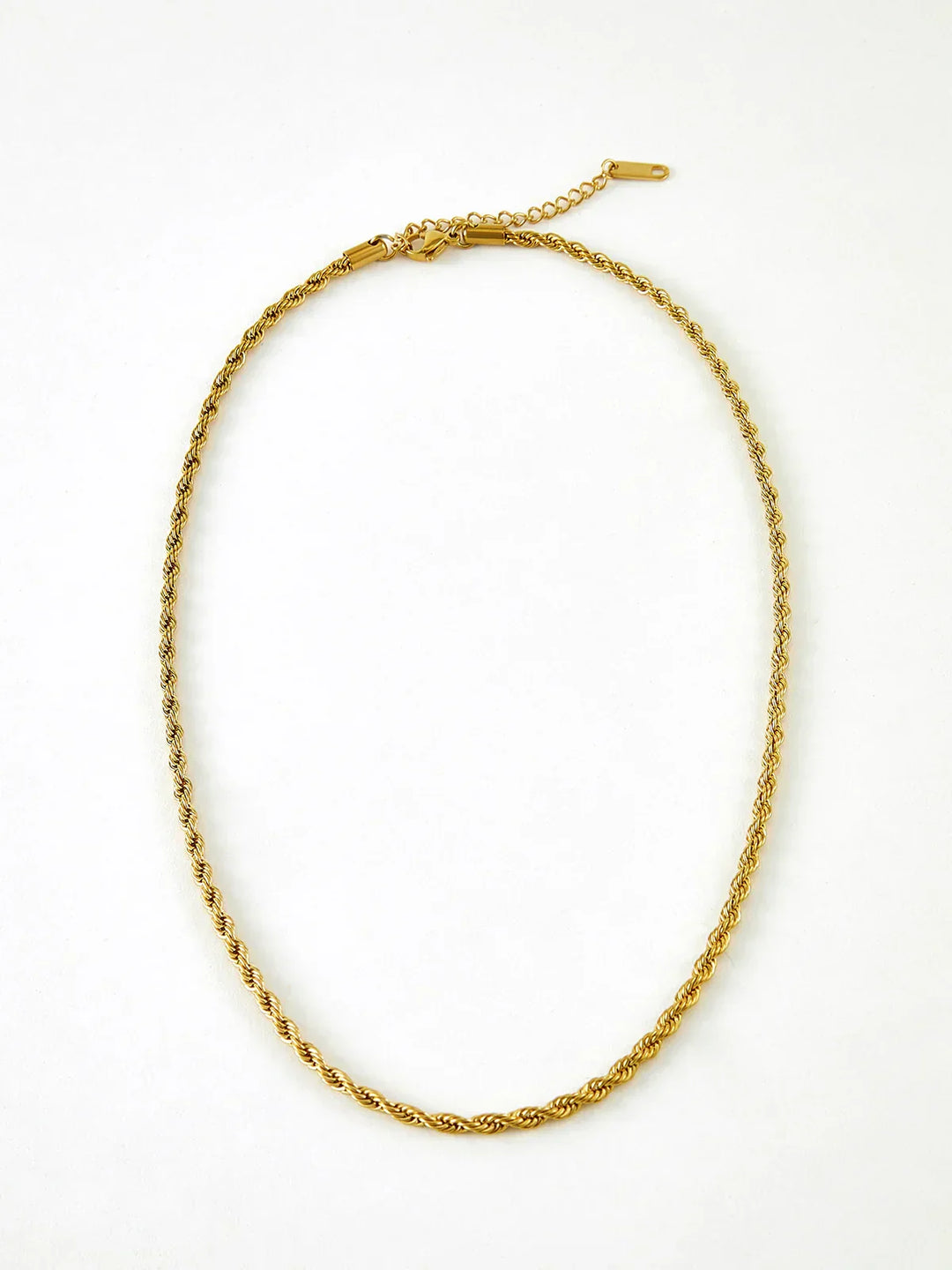 Minimalist Golden Twisted Necklace