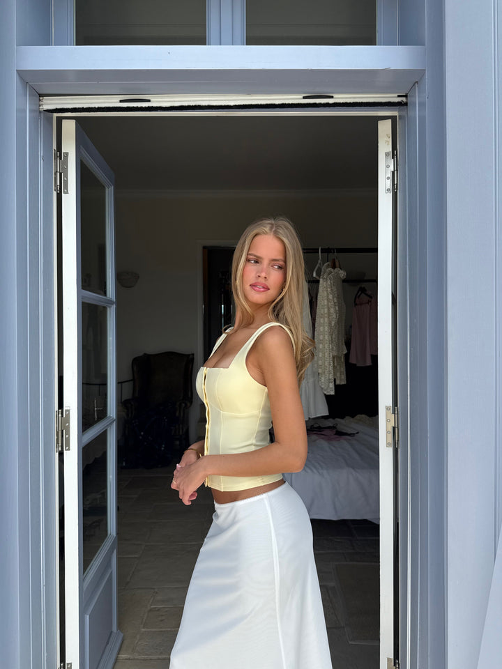 Button top - light yellow