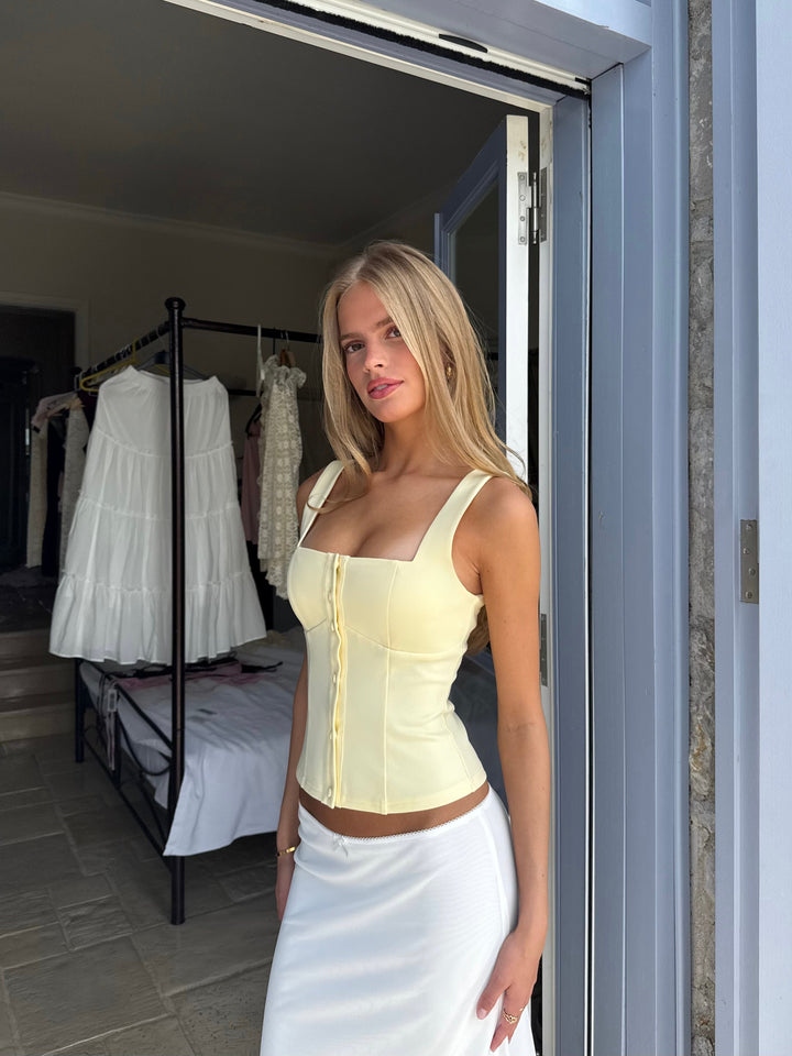 Button top - light yellow