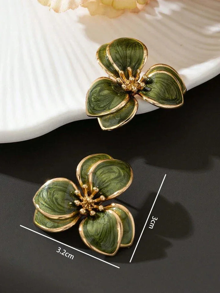 Vintage Design Flower Earrings