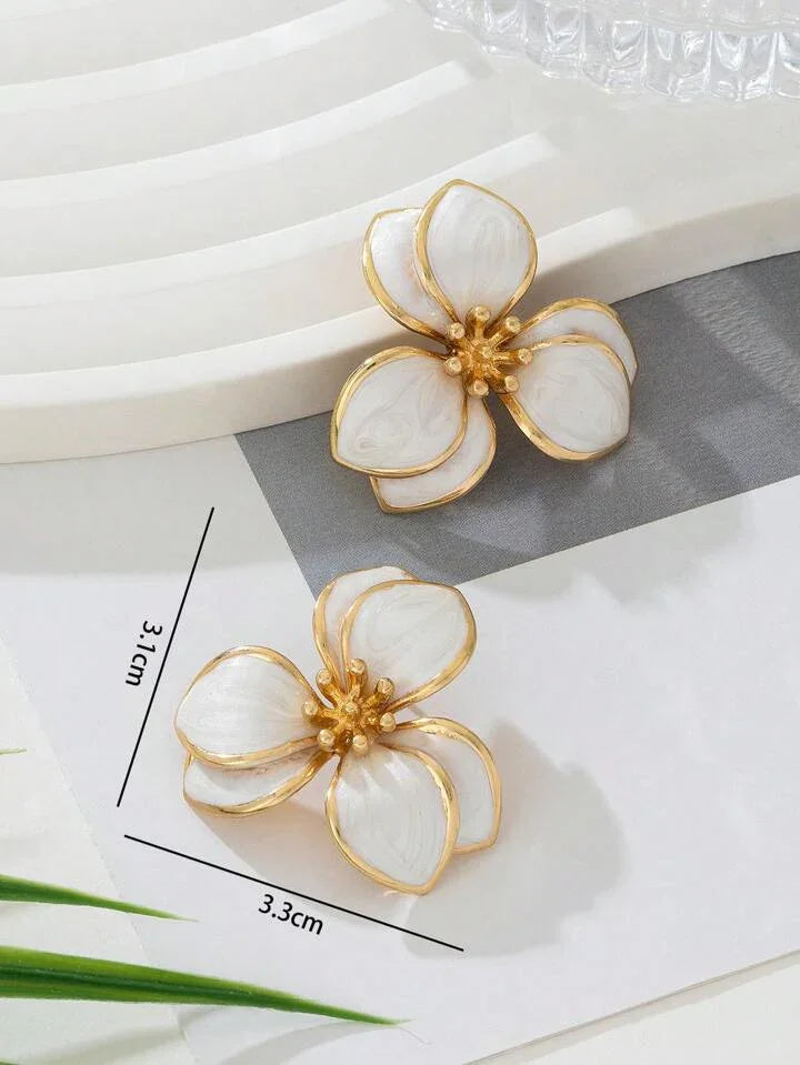 Vintage Design Flower Earrings
