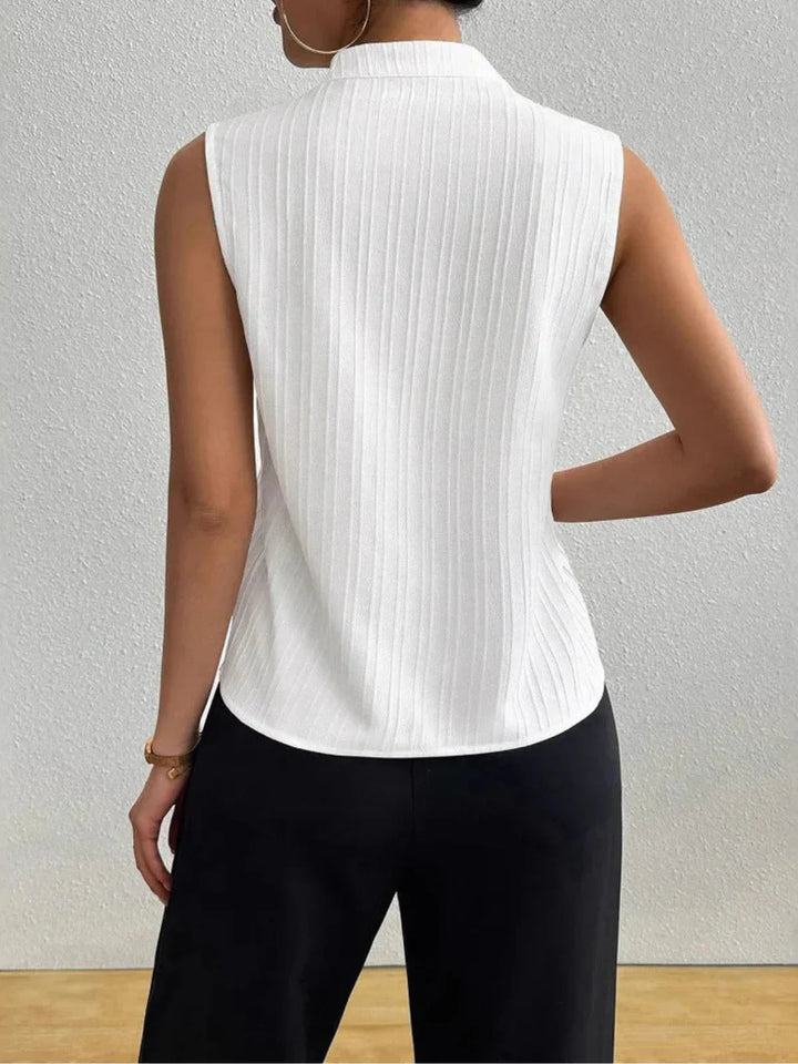 Solid Color Slim-Fit Textured V-Neck Sleeveless Top