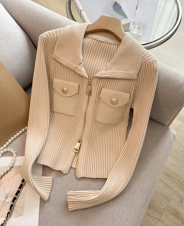 Vienna Crest Zip Knit