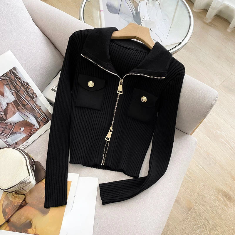 Vienna Crest Zip Knit