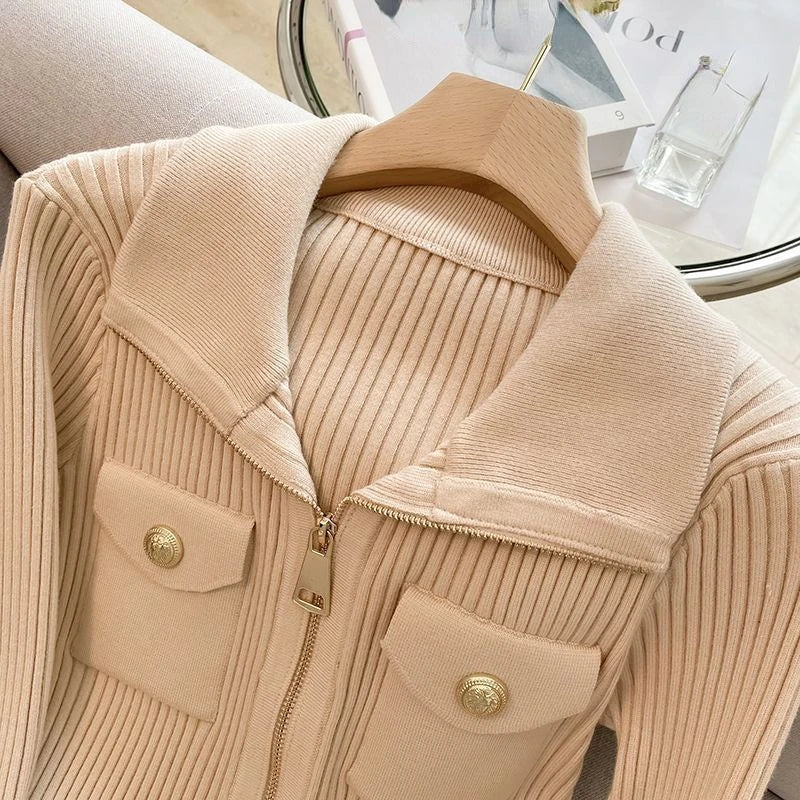 Vienna Crest Zip Knit