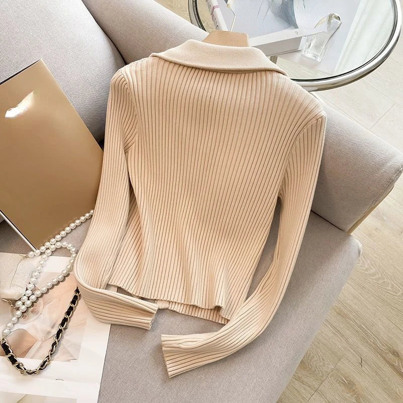 Vienna Crest Zip Knit