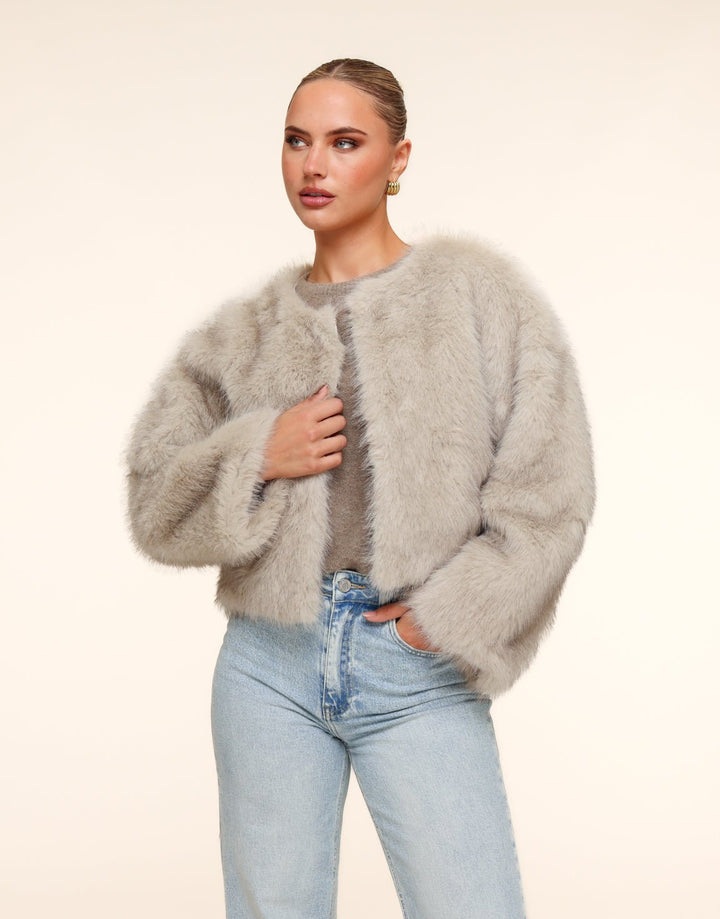 Beige Short Fluffy - Jacket