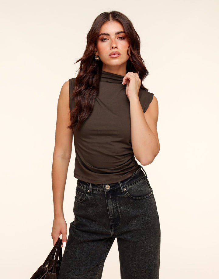 Brown Pleated Collar SS - Top