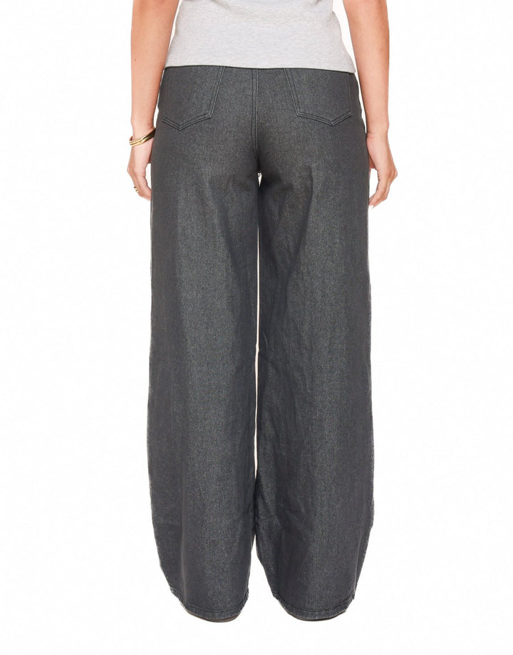 Black Continuous Seams - Jeans